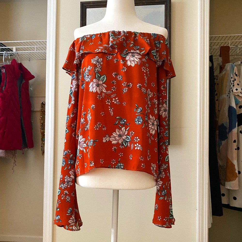 Urban Outfitters Olivaceous Off-the-Shoulder Floral Blouse (M)